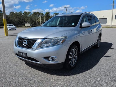 2016 Nissan Pathfinder SL