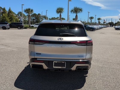 2023 INFINITI QX60 LUXE