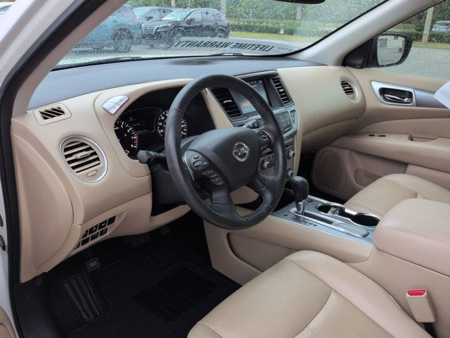 2020 Nissan Pathfinder SL
