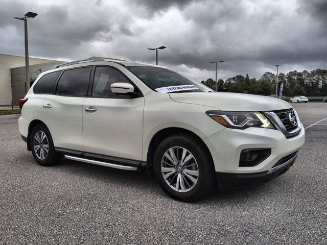 2020 Nissan Pathfinder SL