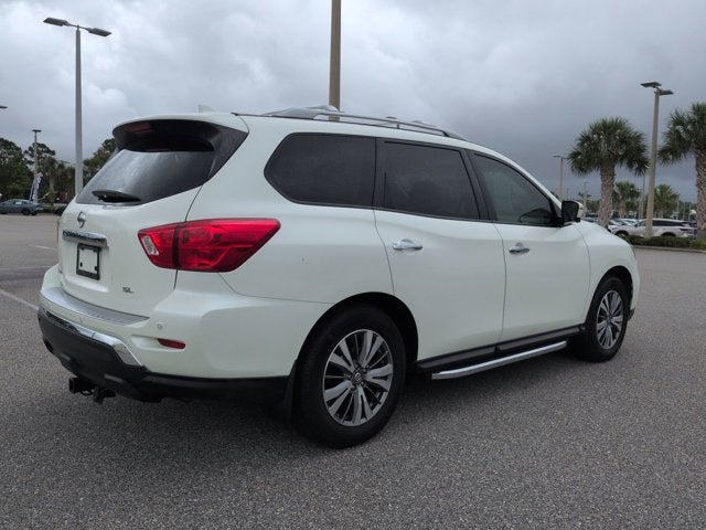 2020 Nissan Pathfinder SL