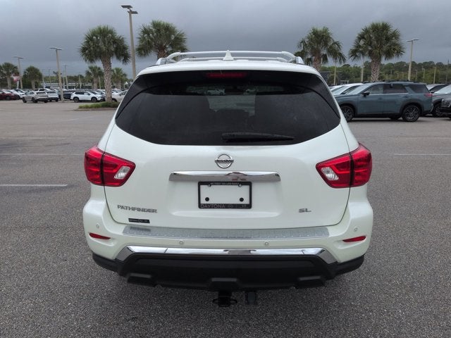 2020 Nissan Pathfinder SL