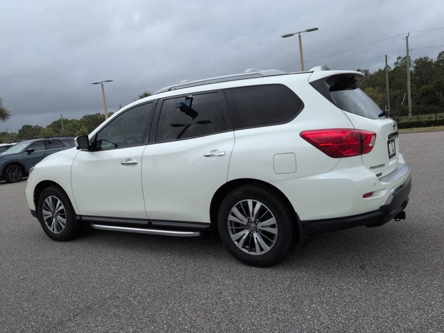 2020 Nissan Pathfinder SL