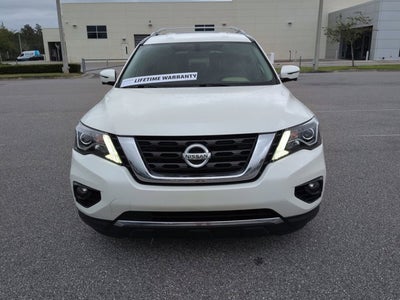 2020 Nissan Pathfinder SL