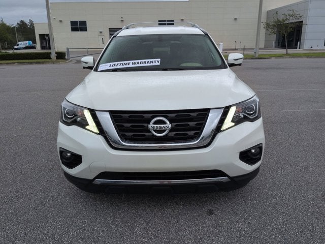 2020 Nissan Pathfinder SL