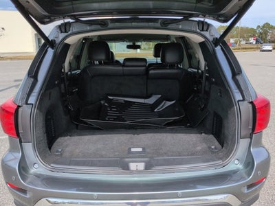 2019 Nissan Pathfinder SL