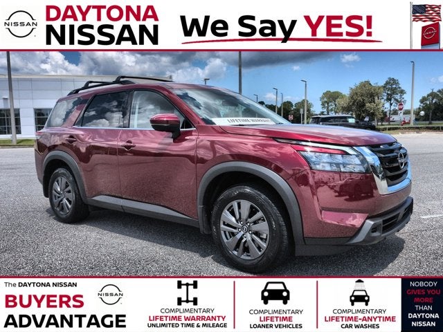 2024 Nissan Pathfinder SV