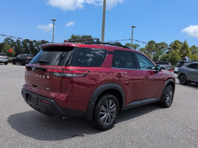 2024 Nissan Pathfinder SV