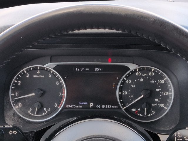 2022 Nissan Pathfinder SV