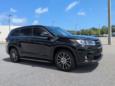 2018 Toyota Highlander SE