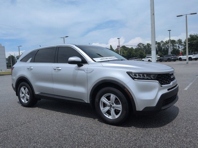 2022 Kia Sorento LX