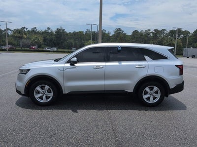 2022 Kia Sorento LX