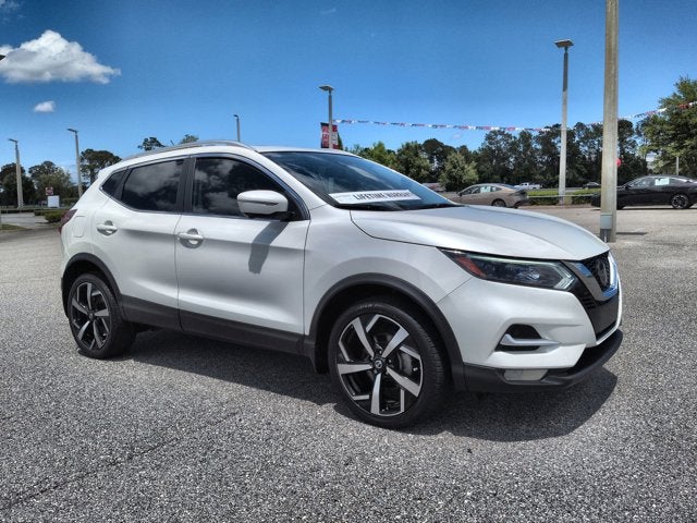 2022 Nissan Rogue Sport SL