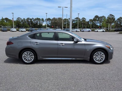 2015 INFINITI Q70L 3.7