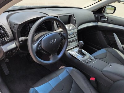 2015 INFINITI Q60 Base