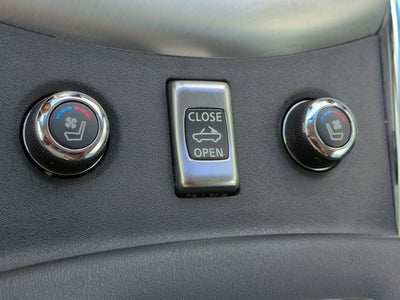 2015 INFINITI Q60 Base