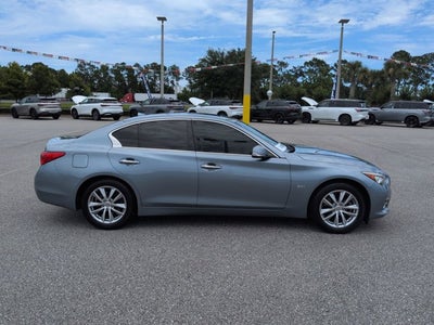 2017 INFINITI Q50 2.0t Premium