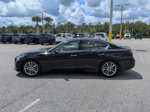 2023 INFINITI Q50 LUXE