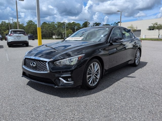 2023 INFINITI Q50 LUXE