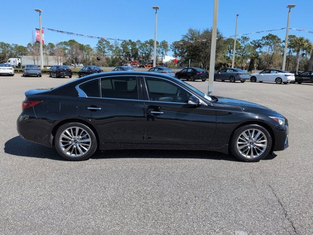 2023 INFINITI Q50 LUXE