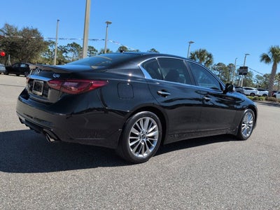 2023 INFINITI Q50 LUXE