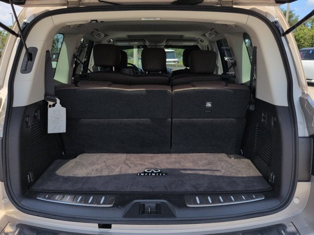 2023 INFINITI QX80 Premium Select