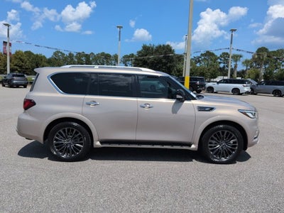 2023 INFINITI QX80 Premium Select