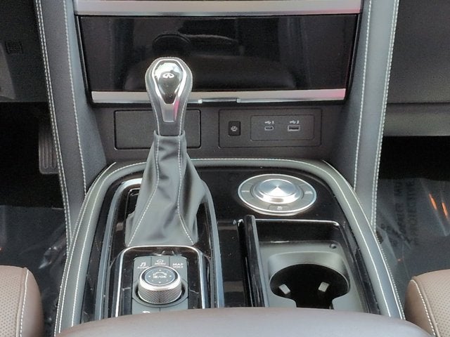 2023 INFINITI QX80 Premium Select