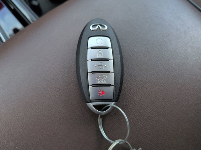 2023 INFINITI QX80 Premium Select