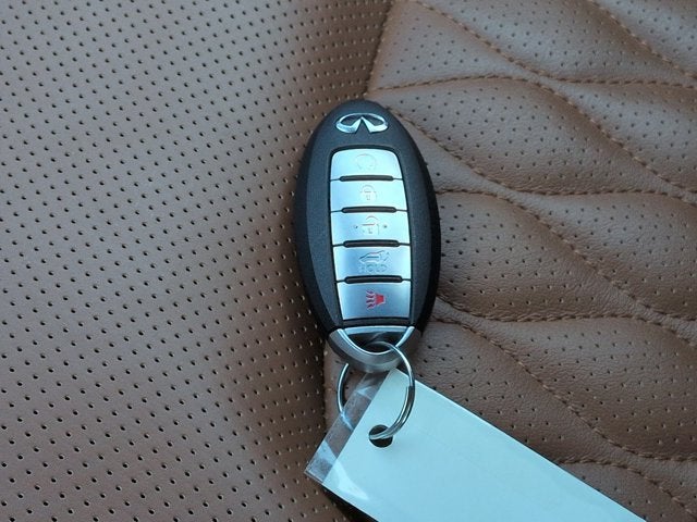 2024 INFINITI QX80 Sensory