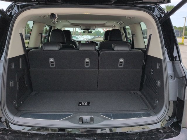 2027 INFINITI QX80 PURE