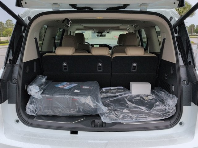 2026 INFINITI QX80 PURE