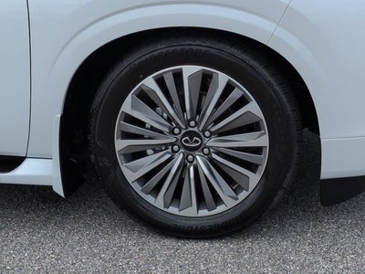 2026 INFINITI QX80 LUXE