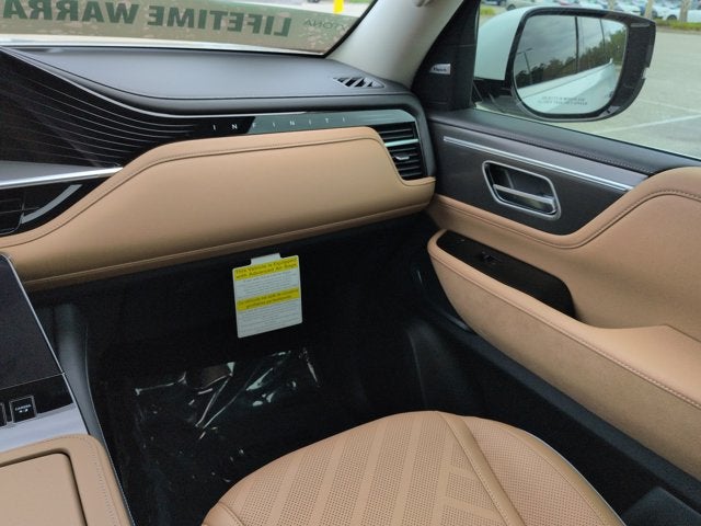 2026 INFINITI QX80 LUXE