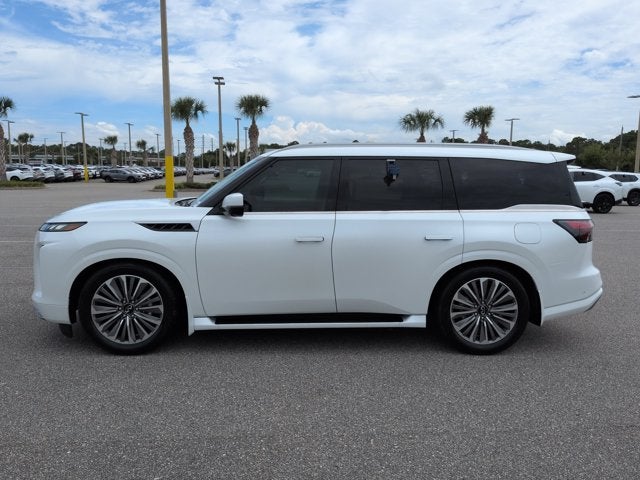 2026 INFINITI QX80 LUXE