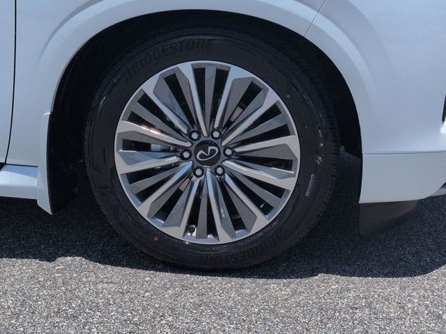2026 INFINITI QX80 LUXE