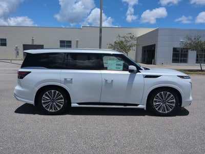 2026 INFINITI QX80 LUXE