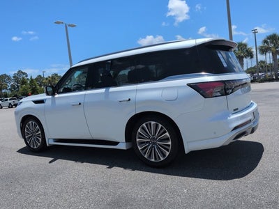 2026 INFINITI QX80 LUXE