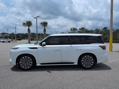 2026 INFINITI QX80 LUXE