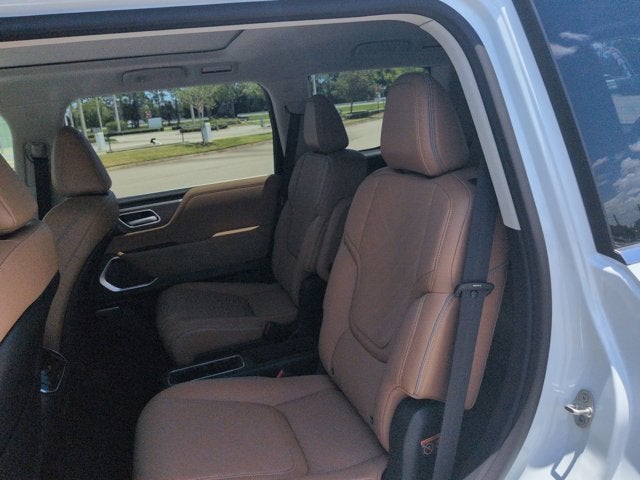 2026 INFINITI QX80 LUXE