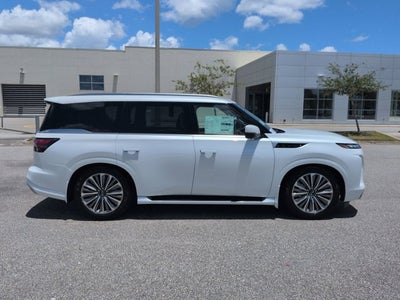 2026 INFINITI QX80 LUXE