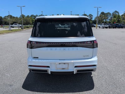 2026 INFINITI QX80 LUXE