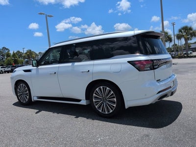 2026 INFINITI QX80 LUXE