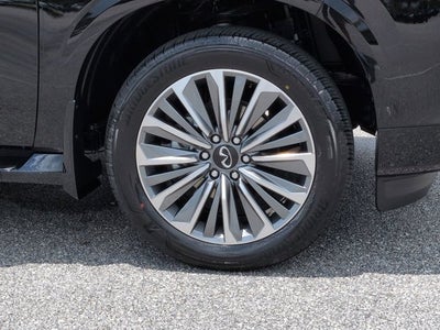 2026 INFINITI QX80 LUXE