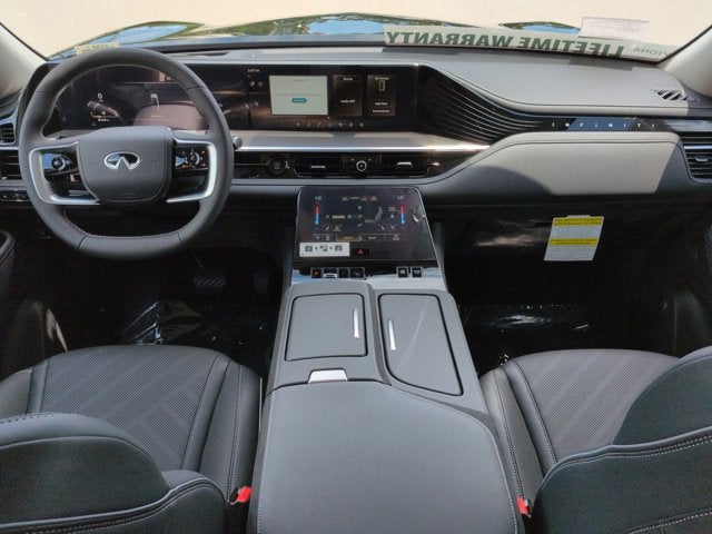2026 INFINITI QX80 LUXE