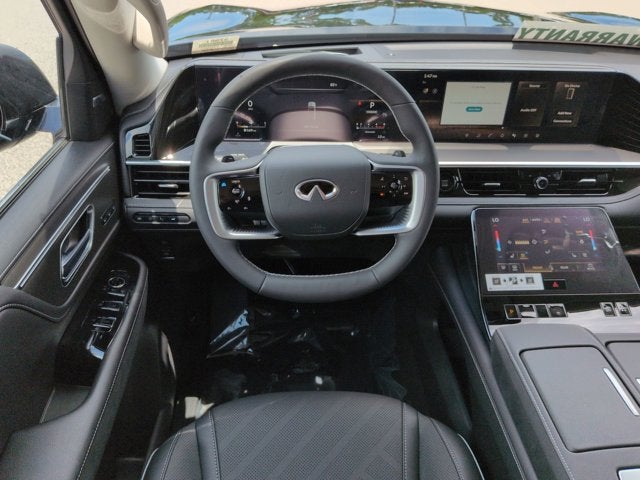 2026 INFINITI QX80 LUXE