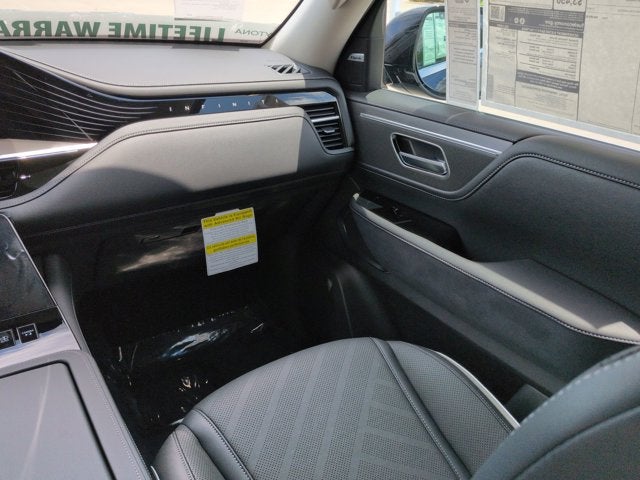 2026 INFINITI QX80 LUXE