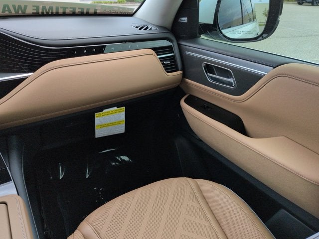 2026 INFINITI QX80 LUXE
