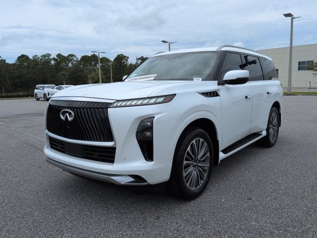 2026 INFINITI QX80 LUXE