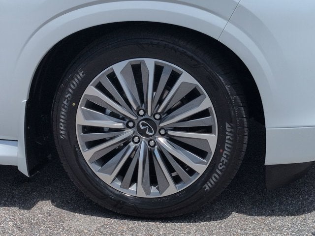 2026 INFINITI QX80 LUXE